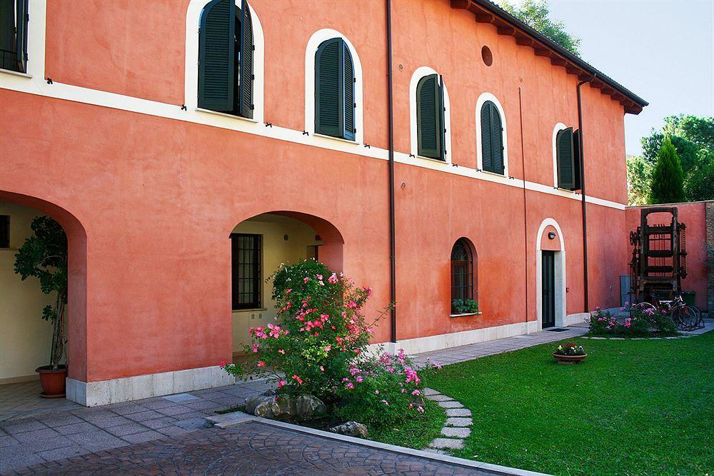 Residence Bizzoni Τέρνι Εξωτερικό φωτογραφία